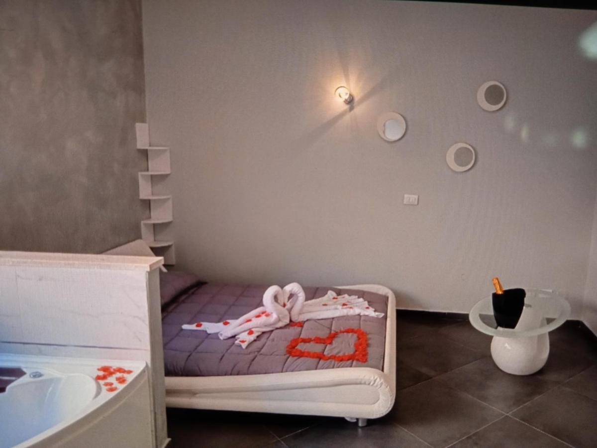 Amos Port-Suite Civitavecchia Exteriér fotografie