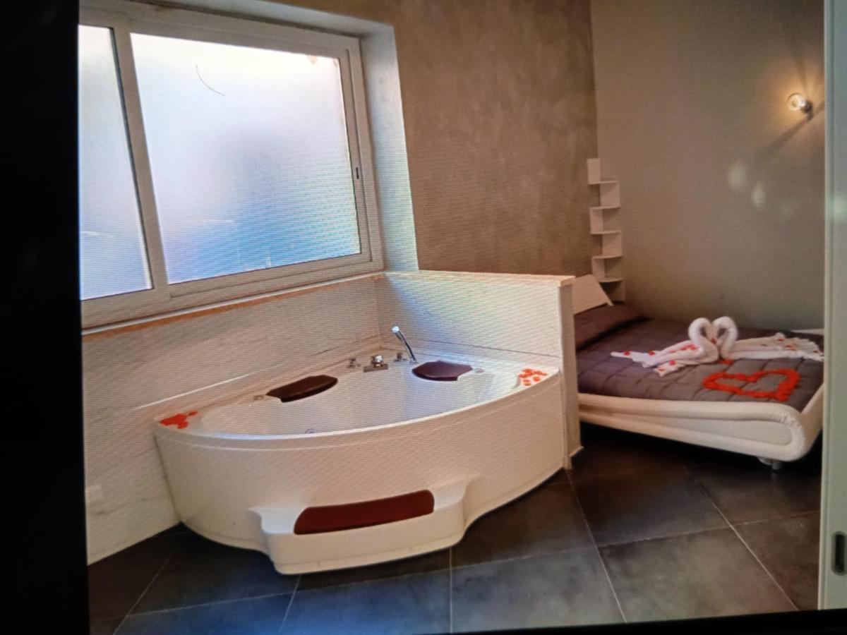 Amos Port-Suite Civitavecchia Exteriér fotografie